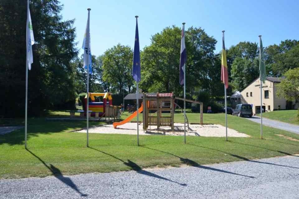 Chenefleur Hotel Tintigny Bagian luar foto